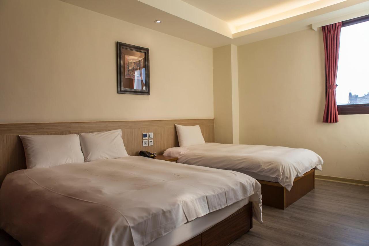 Yadi Hotel Пули Экстерьер фото