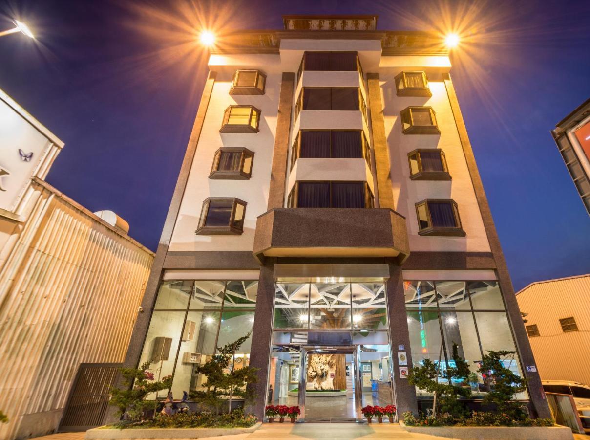 Yadi Hotel Пули Экстерьер фото