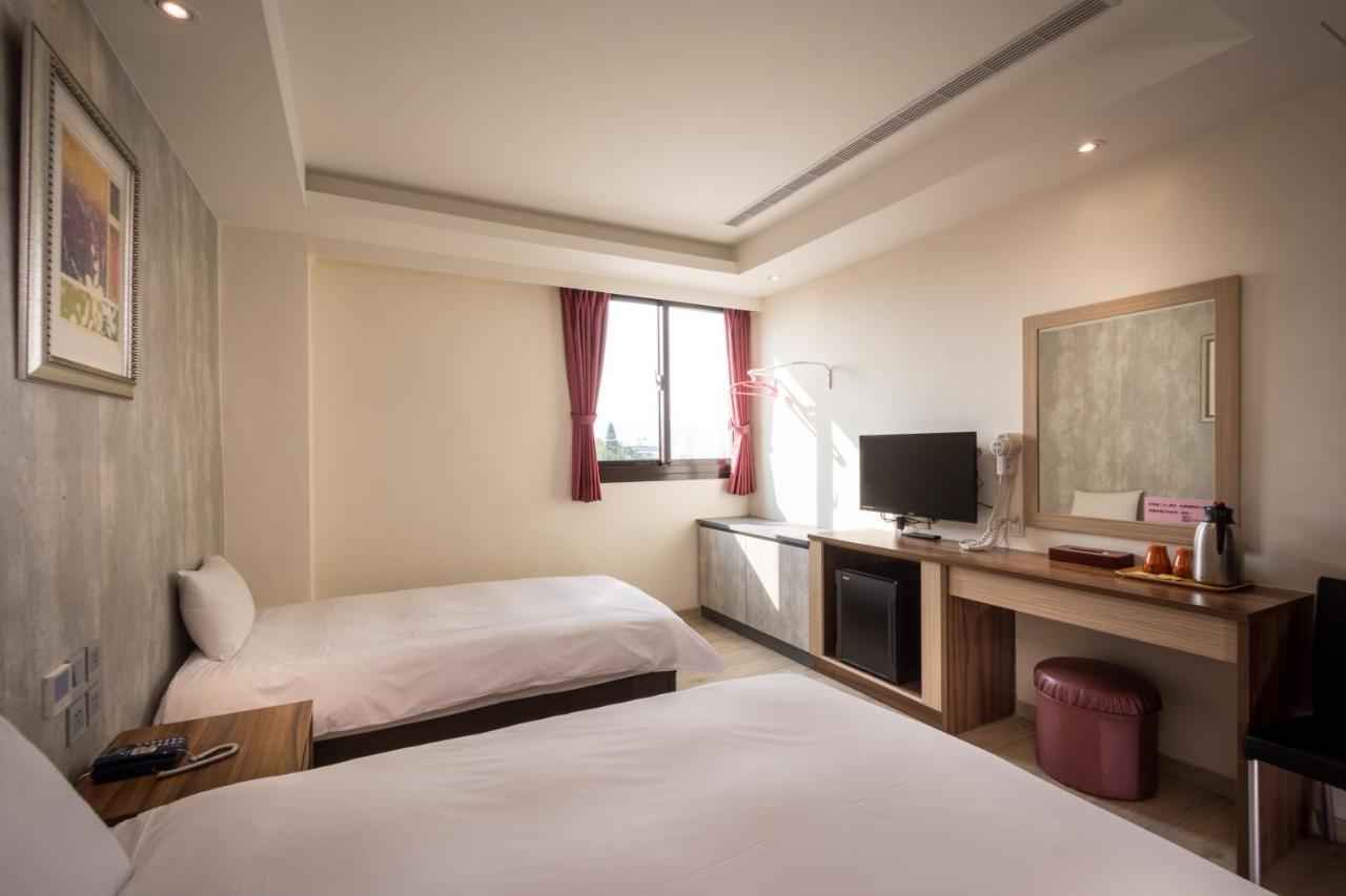 Yadi Hotel Пули Экстерьер фото