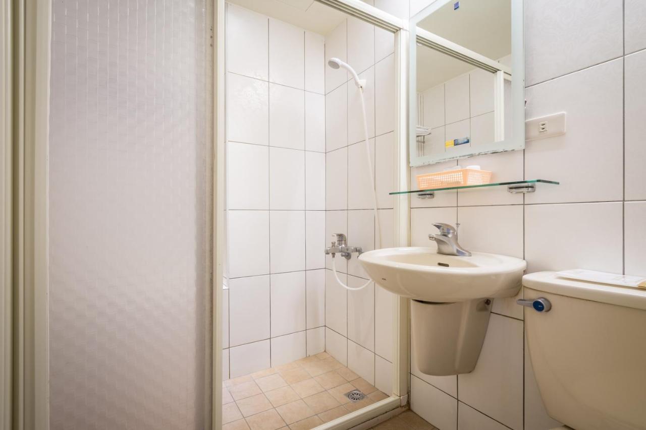 Yadi Hotel Пули Экстерьер фото