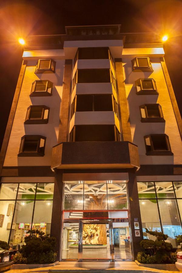 Yadi Hotel Пули Экстерьер фото