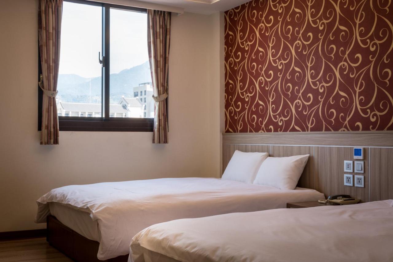 Yadi Hotel Пули Экстерьер фото