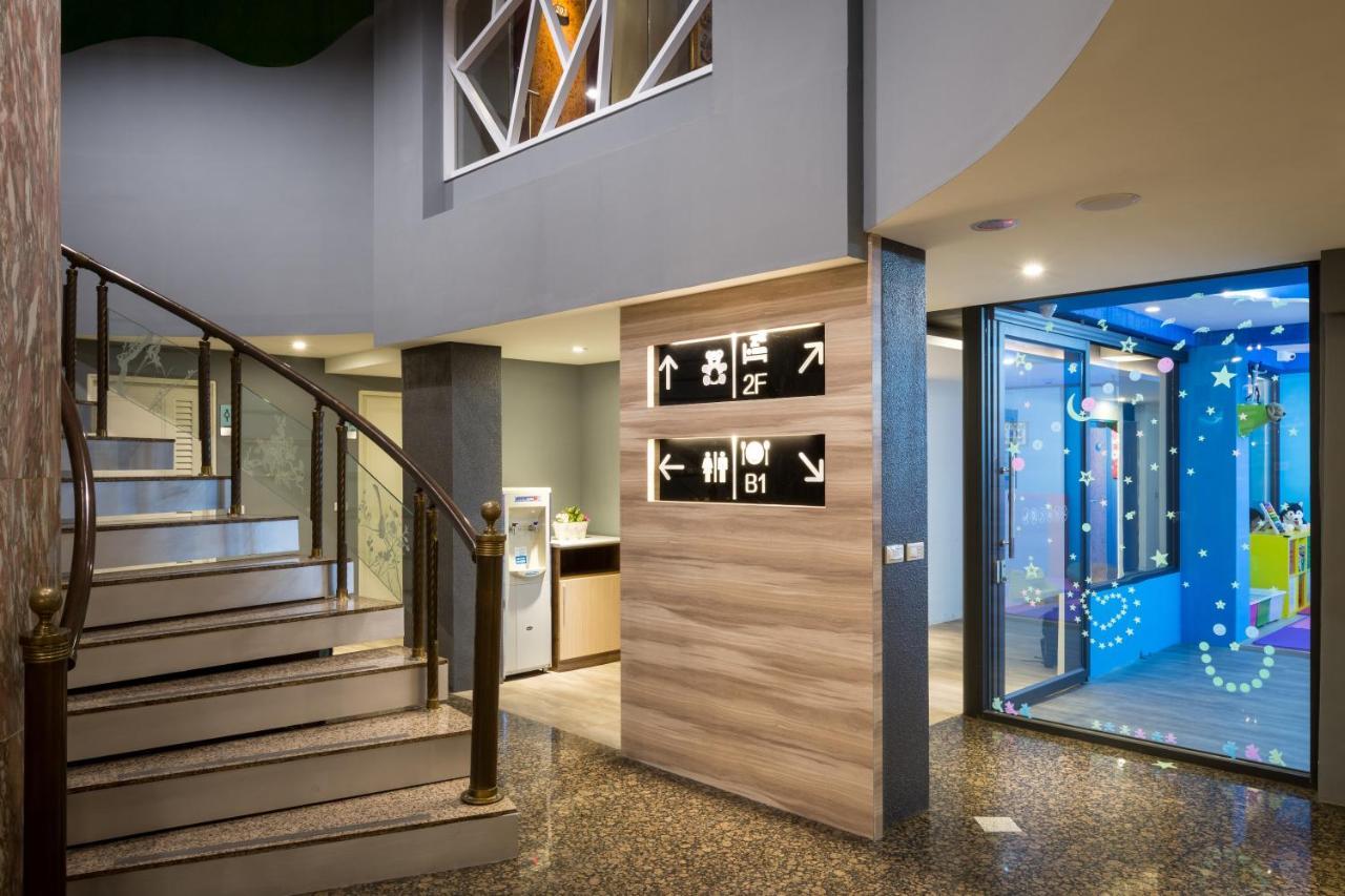 Yadi Hotel Пули Экстерьер фото